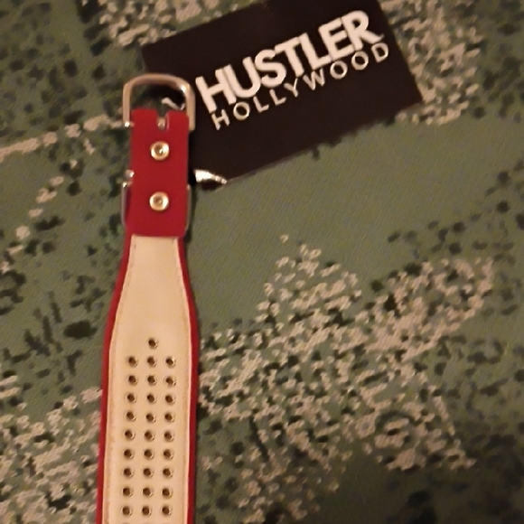 Hustler Hollywood Red 3 Row Rhinestone Choker Nwt Velvet - Picture 6 of 7